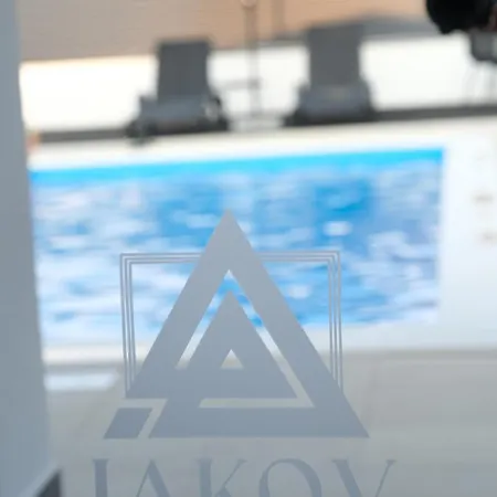 Luxury Jakov